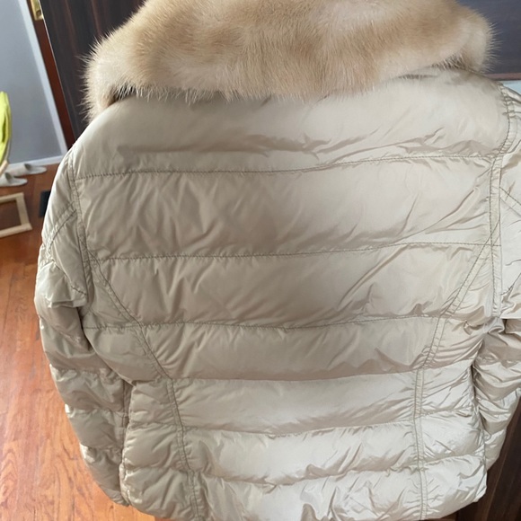 Prada down jacket with real fur size 38 - Picture 3 of 6